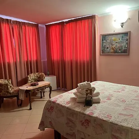 La Del Patrizio Bed & Breakfast *